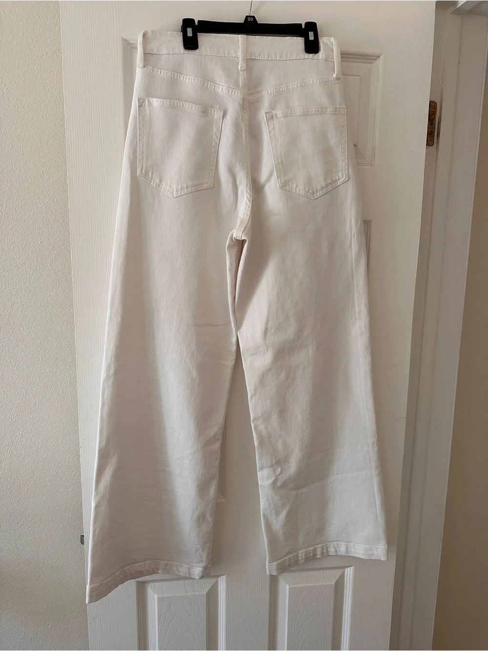 Gap Curvy High Rise Stride White Wide-Leg Ankle Jeans - Size 28 / 6 Tall - Picture 11 of 13